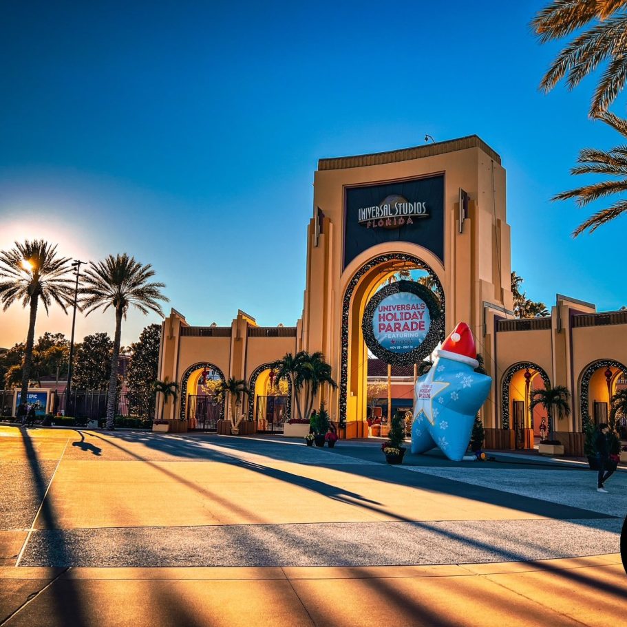 Universal Studios Florida during the Holidays is magic. Travel Guy Dave #travelguydave